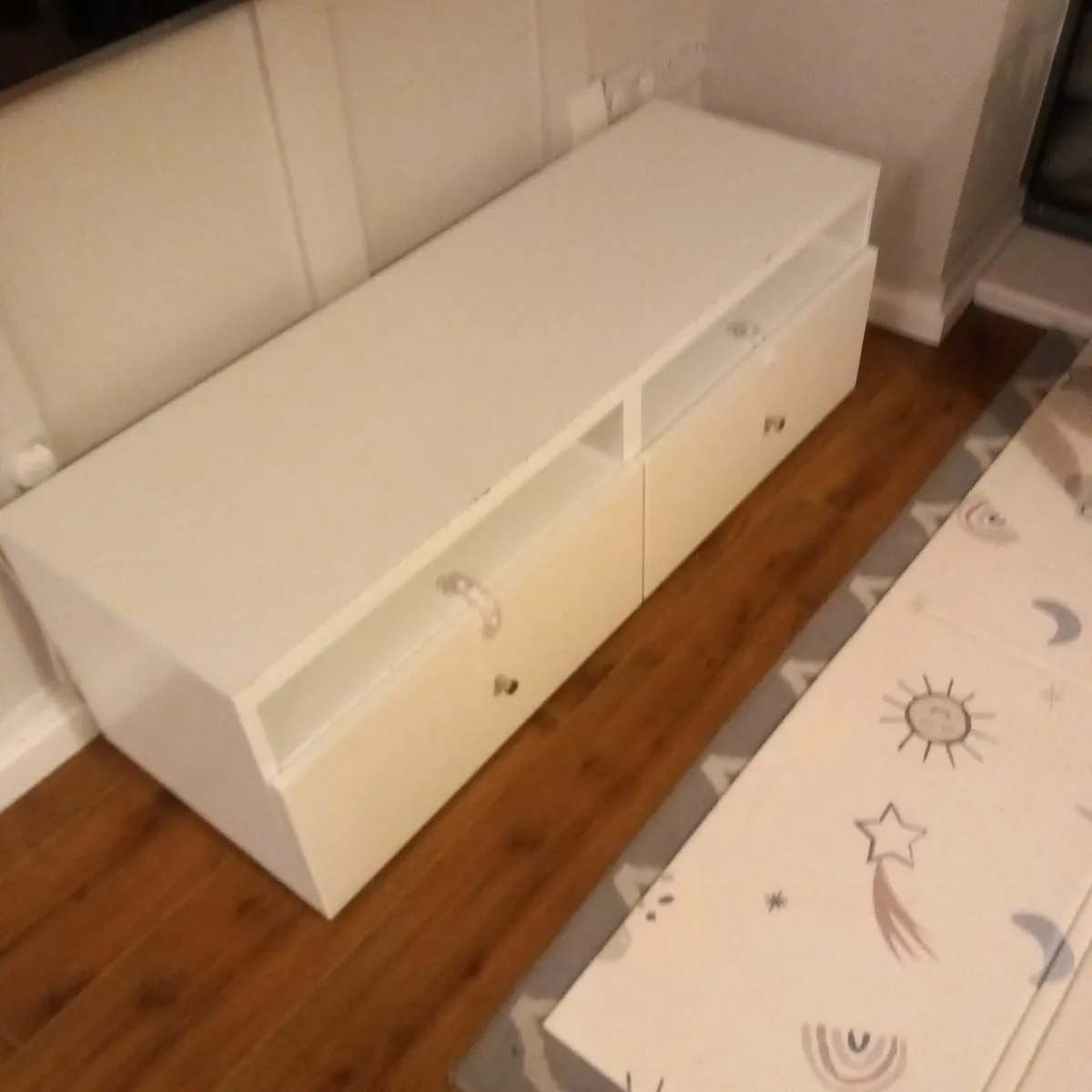 Tv unit for sale in Co. Dublin for €30 on DoneDeal