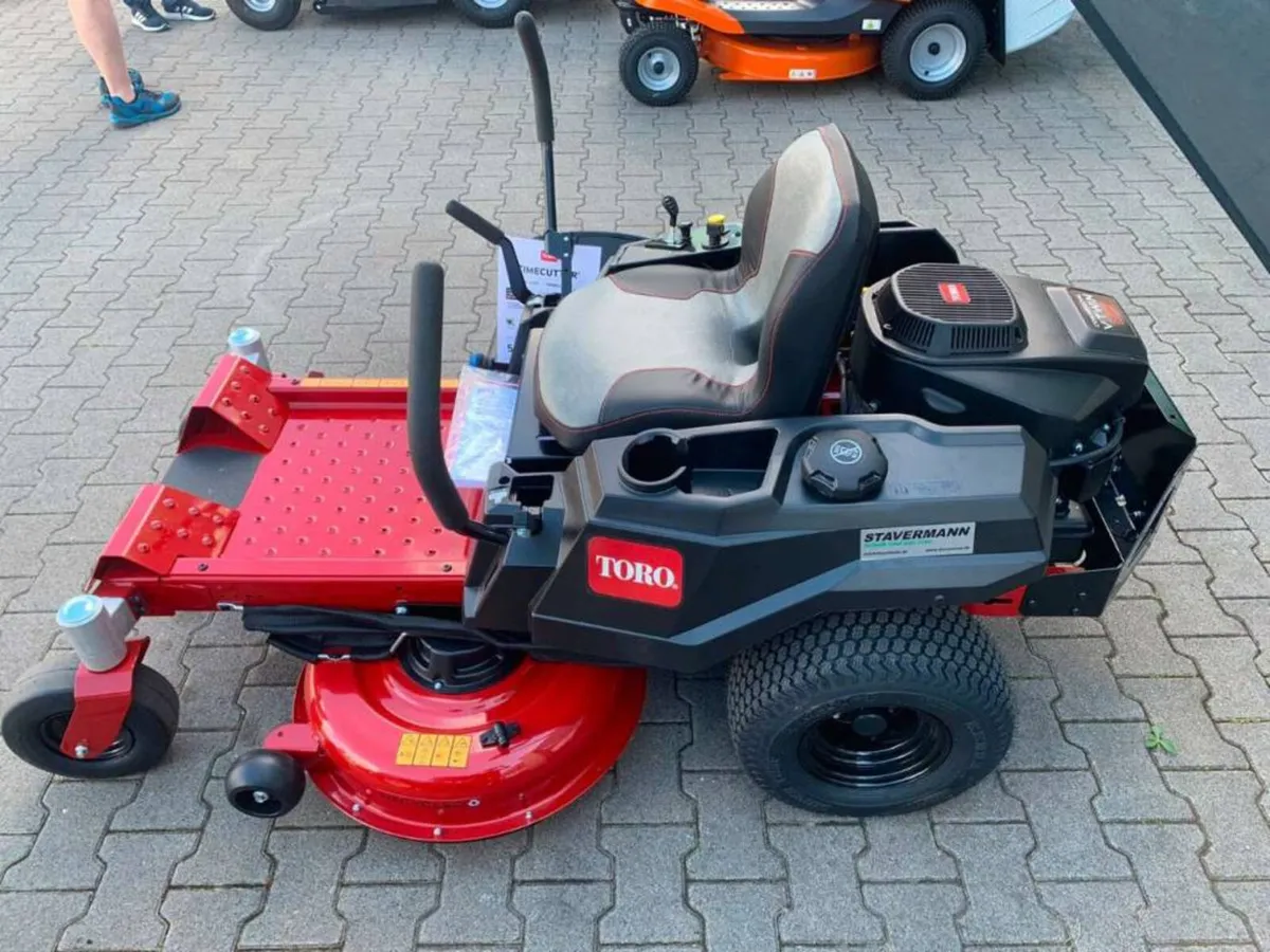 New Toro Timecutter 42" zero turn mower - Image 4