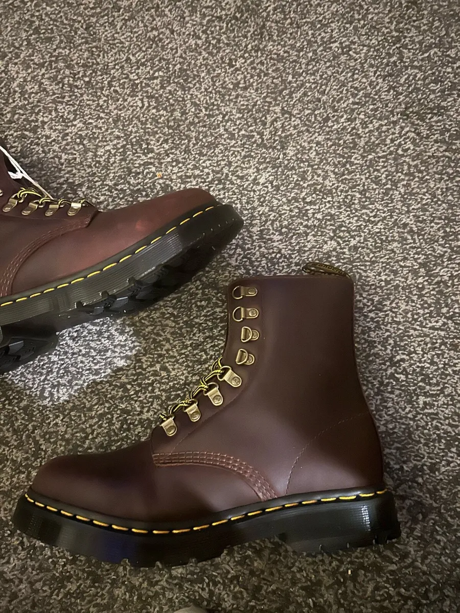 Dr martens 110 sales