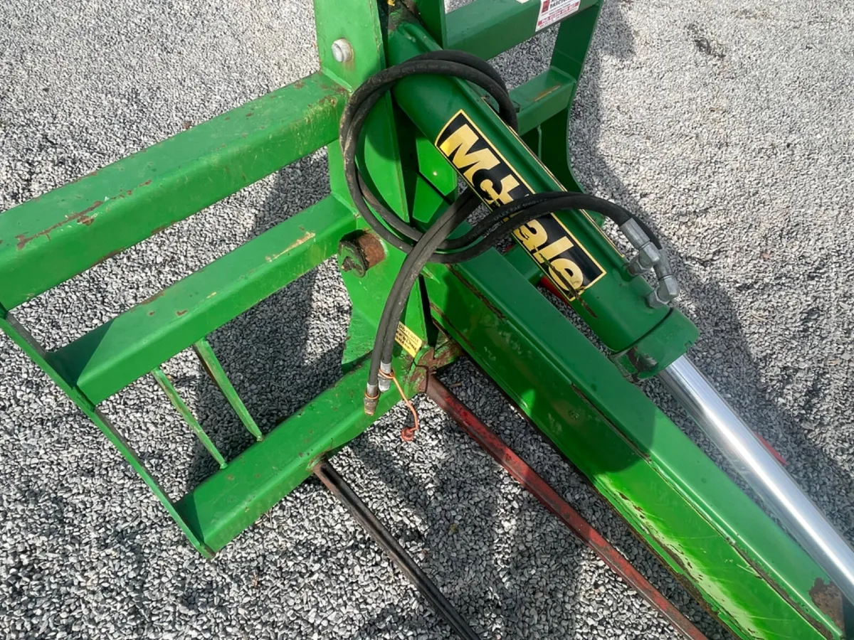 Mchale bale splitter - Image 1