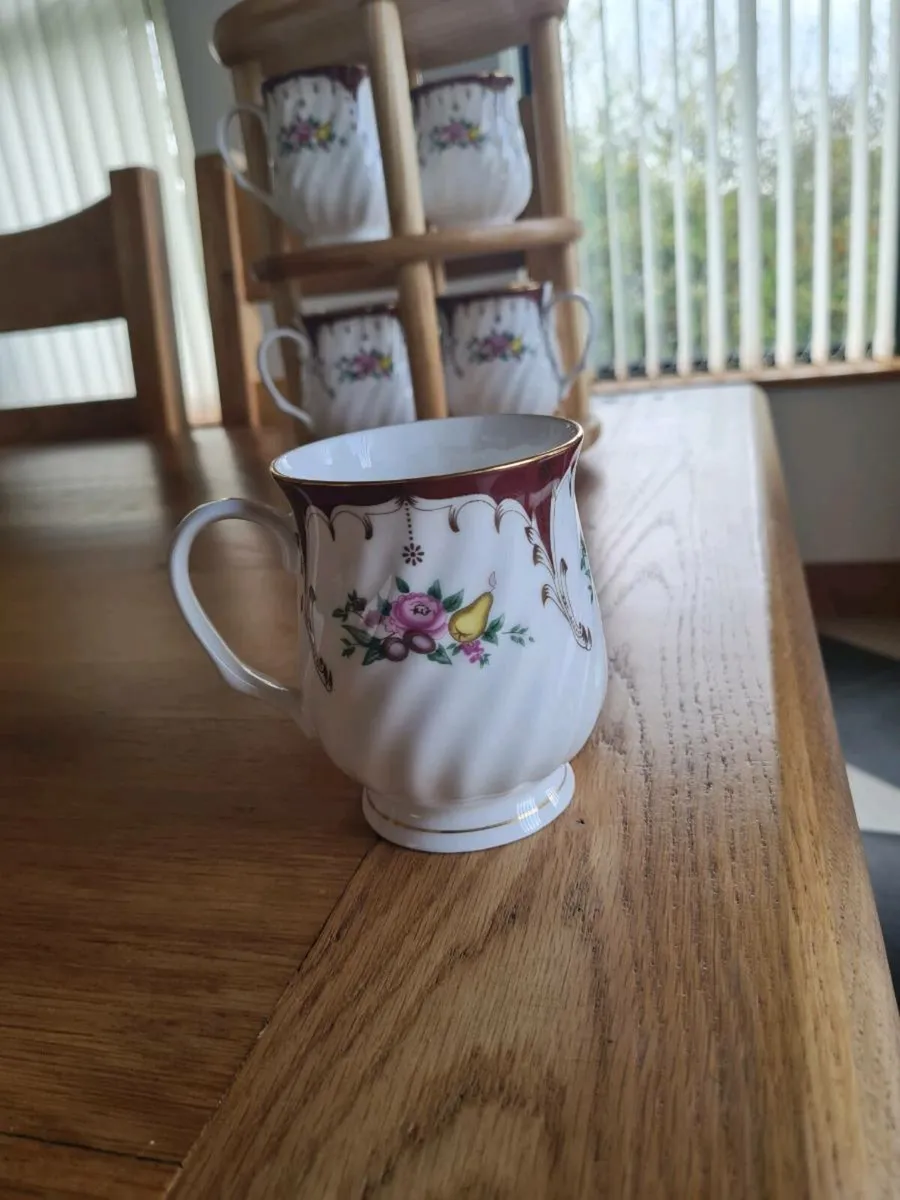 China cups for sale in Co. Longford for €55 on DoneDeal