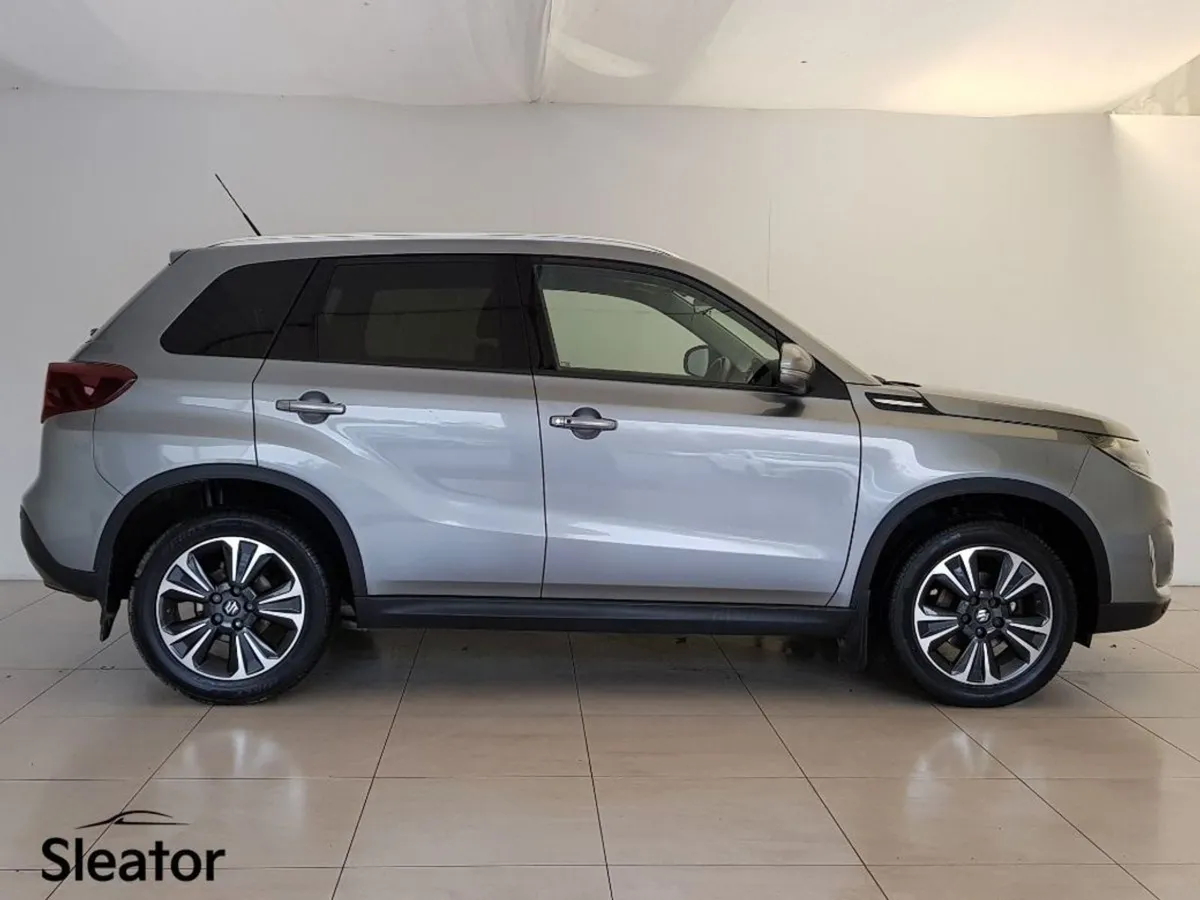 Suzuki Vitara 1.4 Hybrid SZ5 MT - Image 2