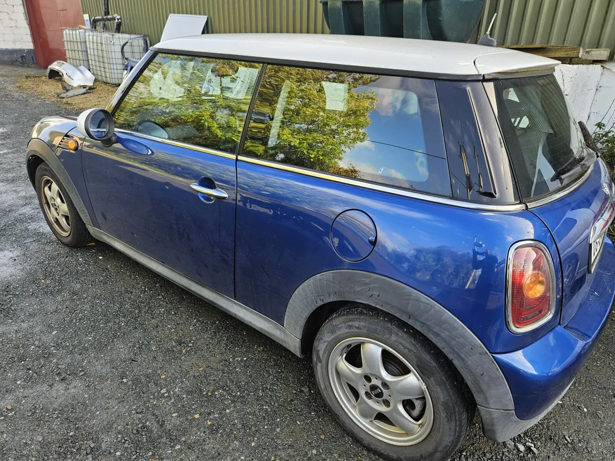 Mini Cooper - Image 4