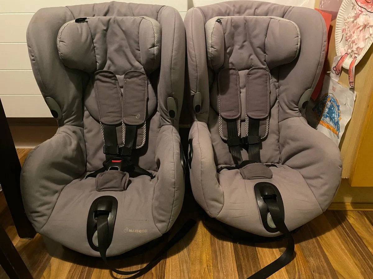 Maxi Cosi Axiss Car Seats for sale in Co. Dublin for 90 on DoneDeal