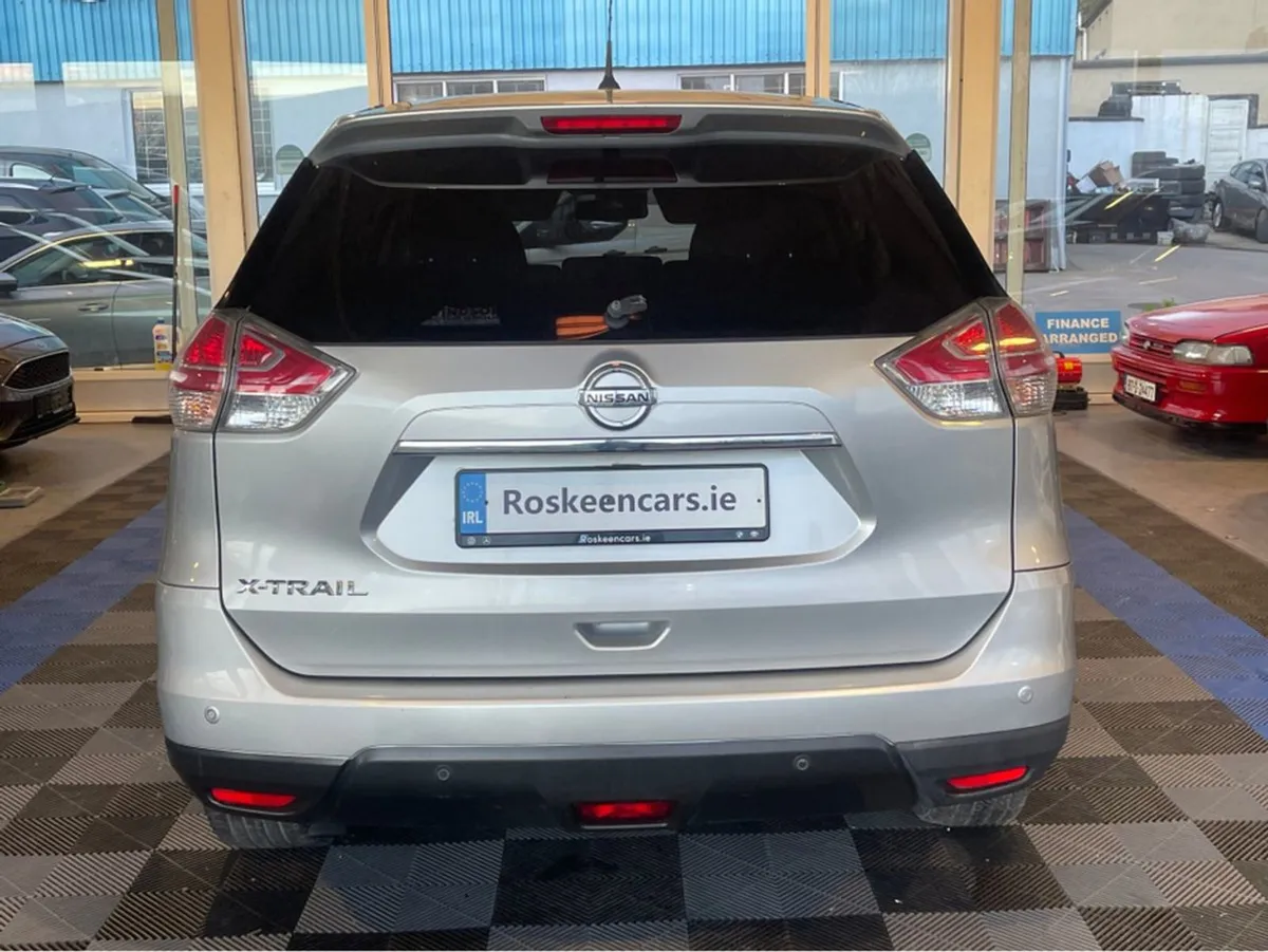 Nissan X-Trail 1.6 DSL SVE 7 Seater (1 Owner) - Image 4