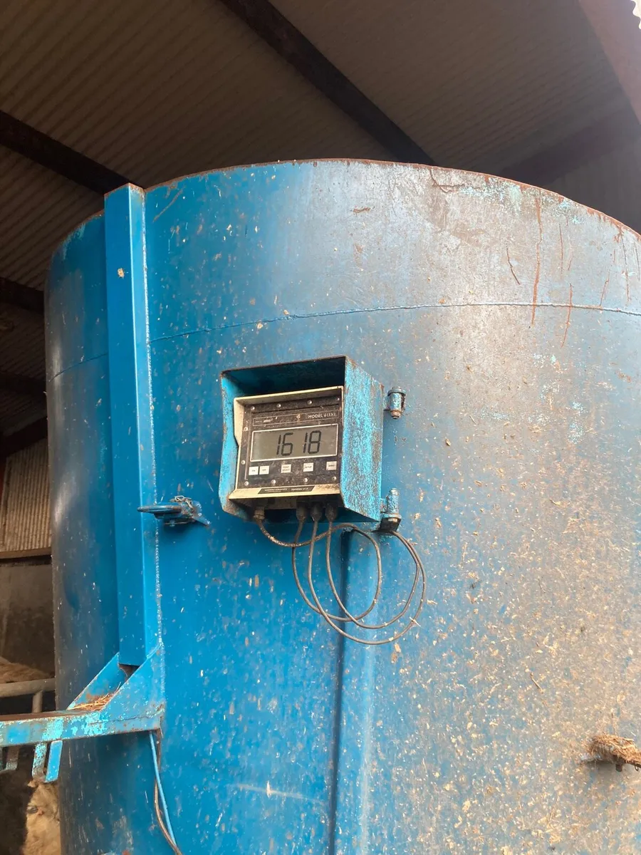feed all diet feeder - Image 1