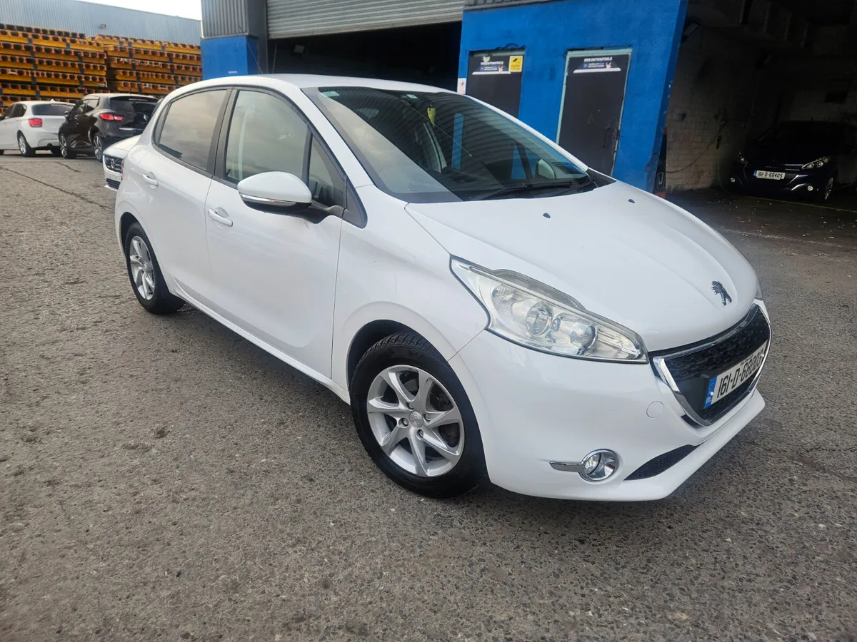 2016 Peugeot 208 Automatic 1.2/ Style - Image 1