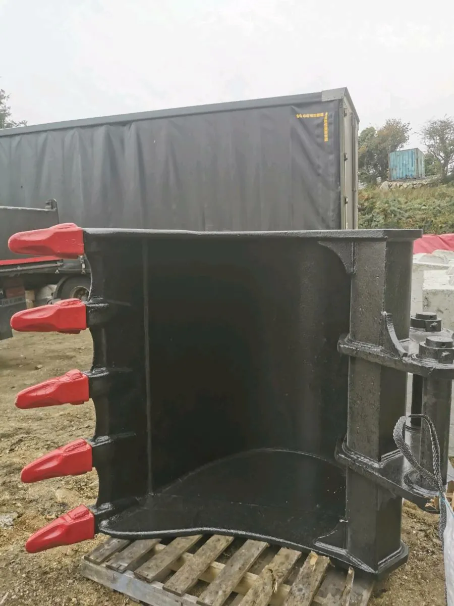Tighe Bucket - Image 1