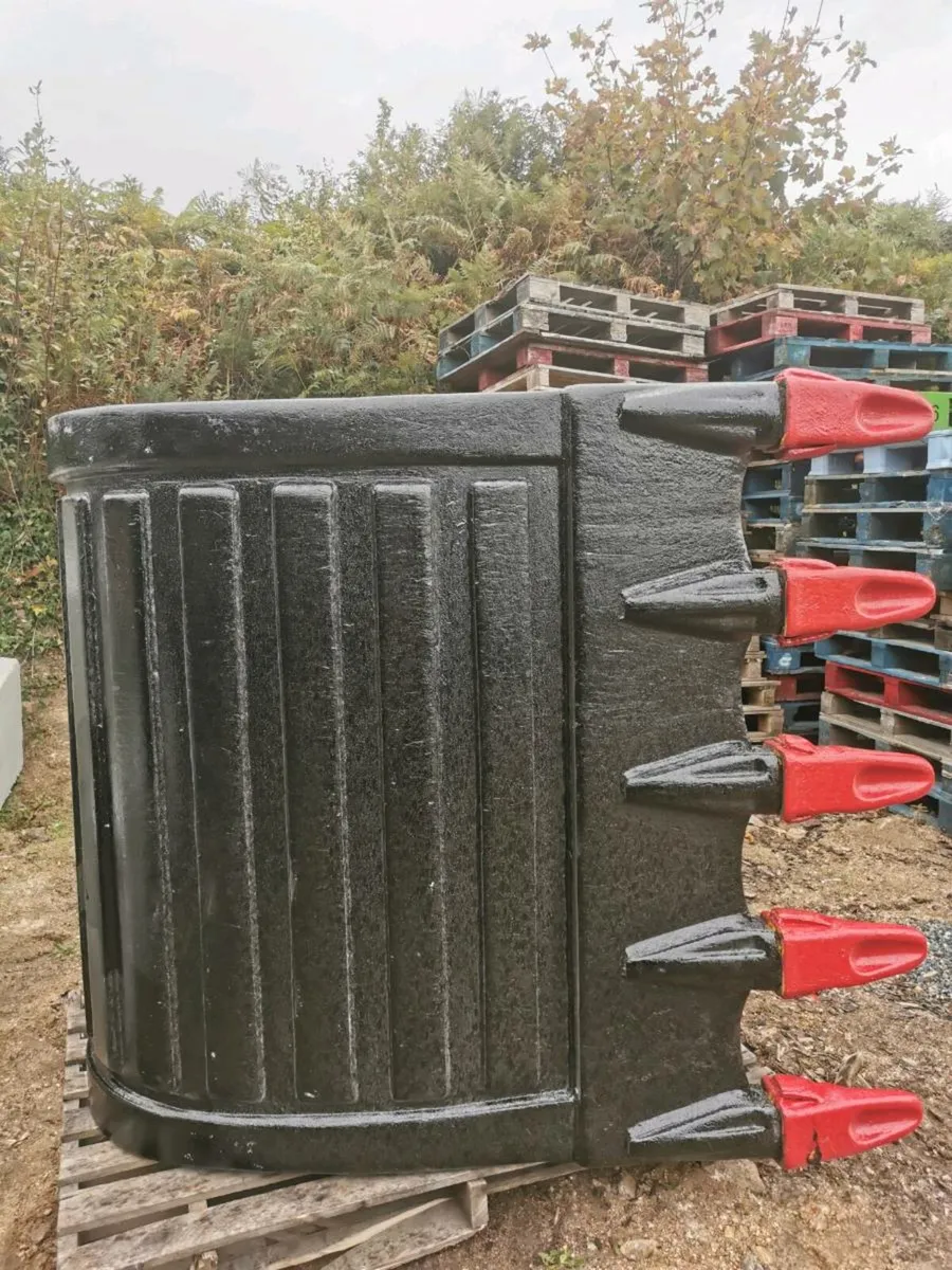 Tighe Bucket - Image 2