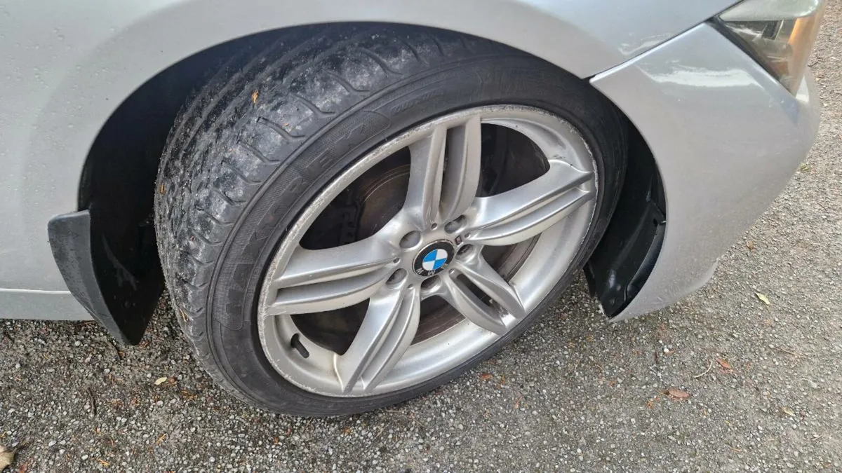 Bmw 320d - Image 4