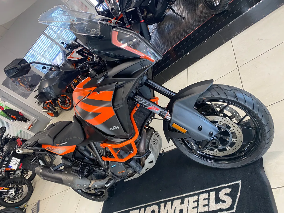 KTM 1290 Adventure S - Image 3
