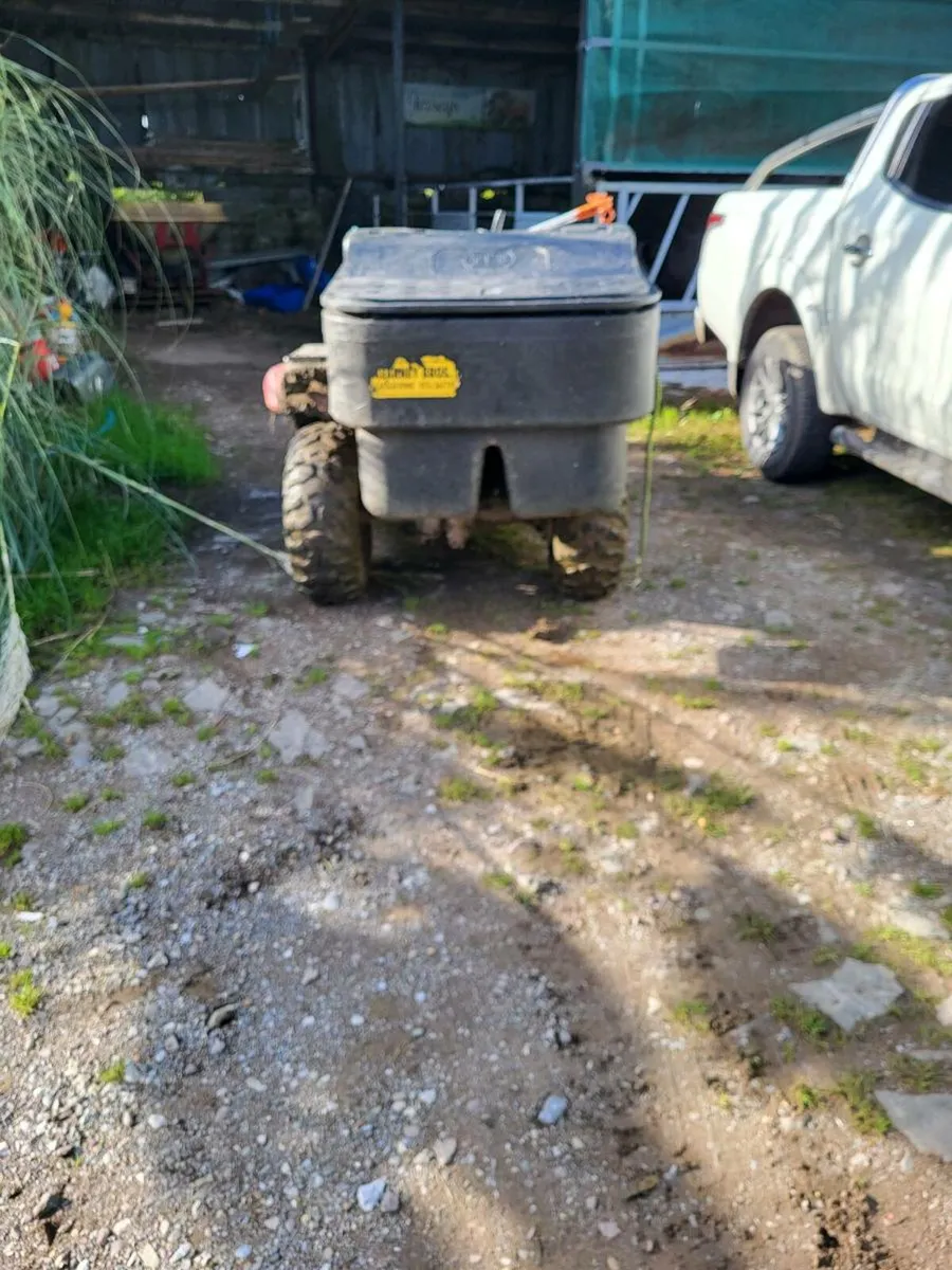 Quad box for sale in Co. Cork for €150 on DoneDeal