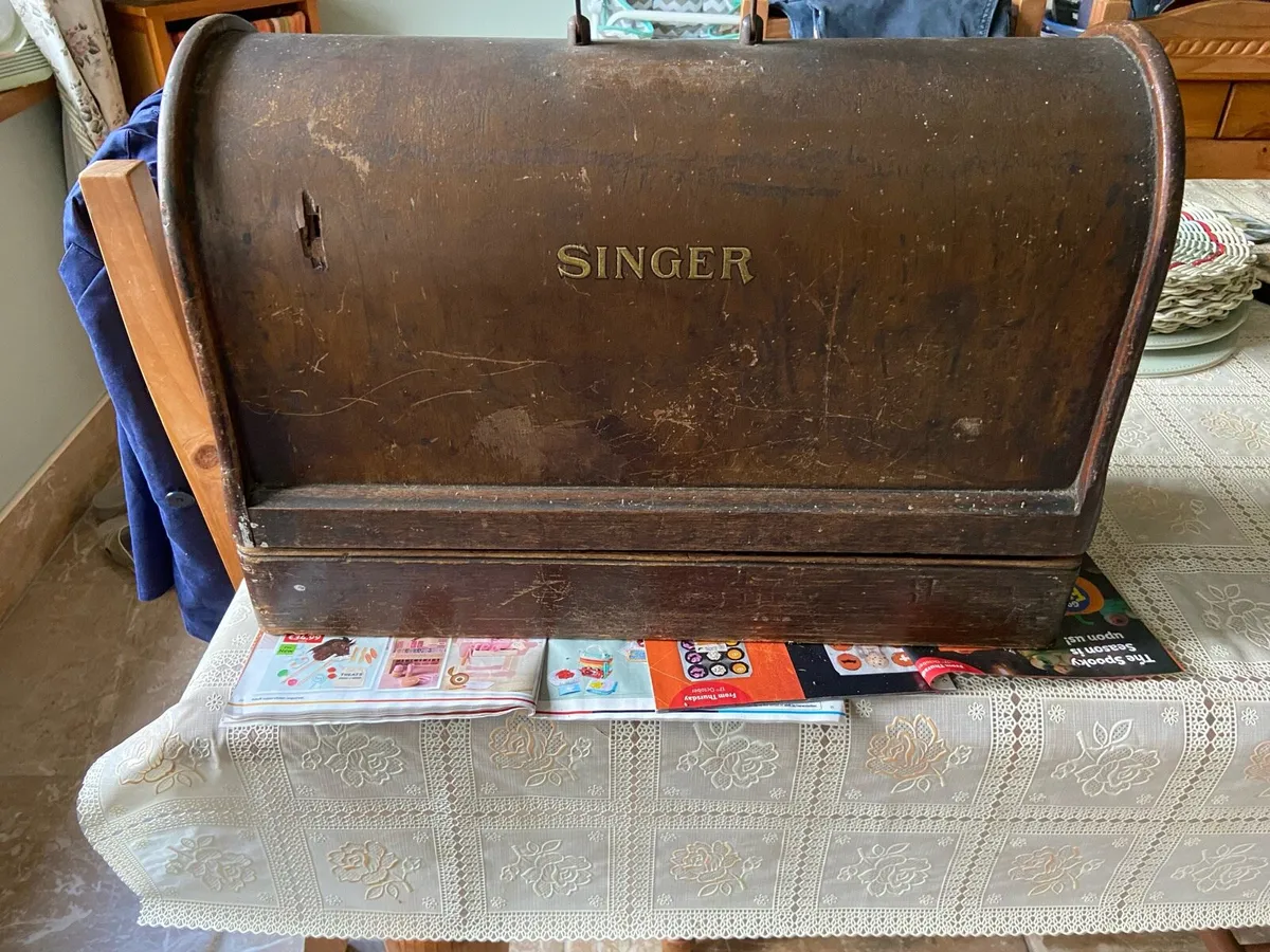 Vintage Singer. Sewing Machine for sale in Co. Cavan for €100 on DoneDeal