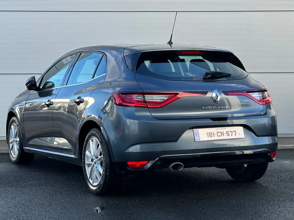 Renault Megane Dynamic 1.5 Dci *LowKMS - Image 4