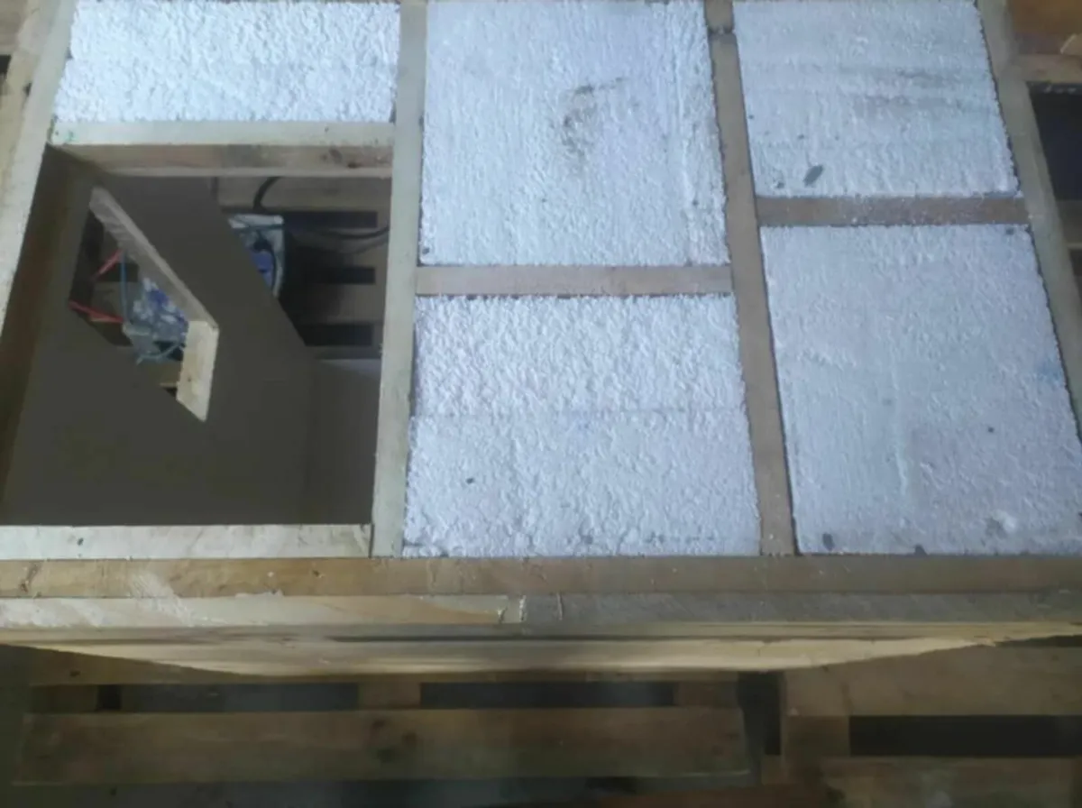 Large Dog kennels/ pets hatch - Image 3