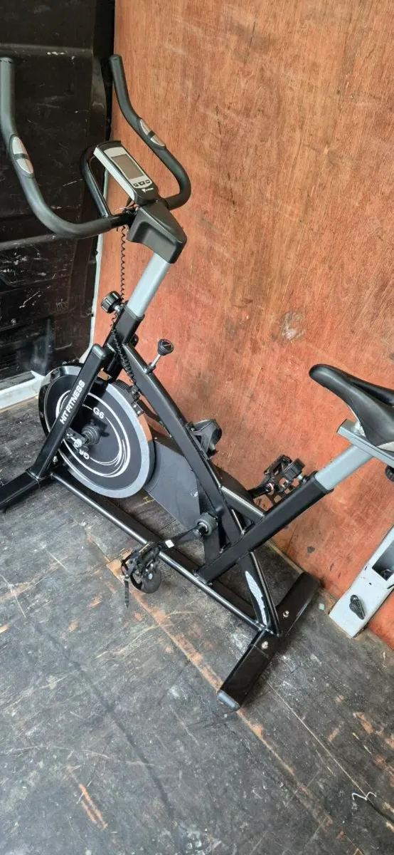 Hit fitness g6 indoor spinning bike - Image 2