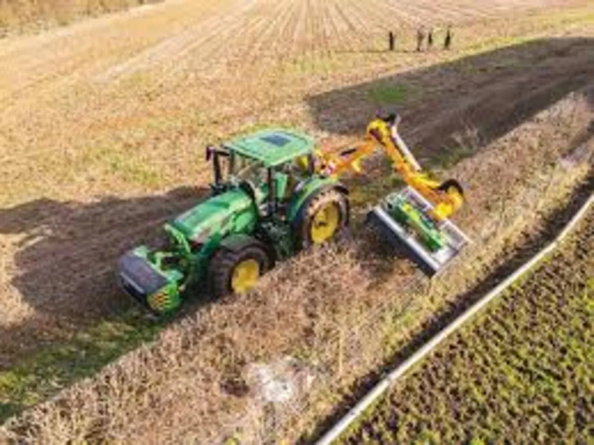 Major Hedge Cutter Head DEMO MACHINE - Image 3