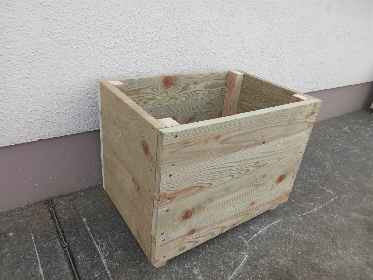 Small Planter Boxes for sale in Co. Mayo for €60 on DoneDeal