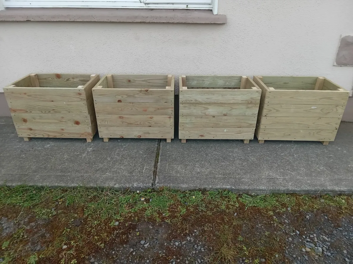 Small Planter Boxes for sale in Co. Mayo for €60 on DoneDeal