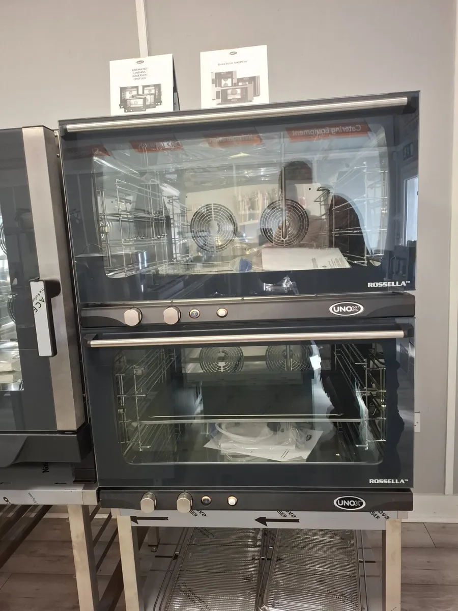 UNOX Electric 4 Grid Convection Oven With Humidity - Image 1