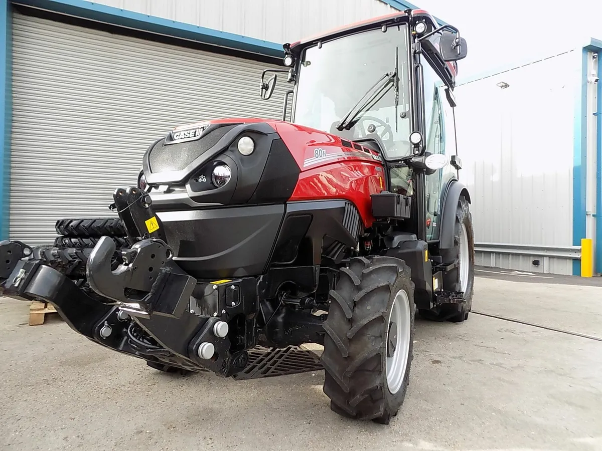 2023 ON A 73 PLATE CASE 80 N  , WITH EXTRAS ,,,,,, - Image 1