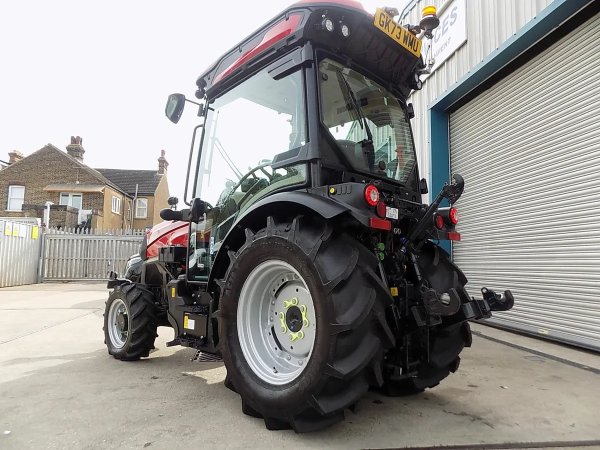 2023 ON A 73 PLATE CASE 80 N  , WITH EXTRAS ,,,,,, - Image 3