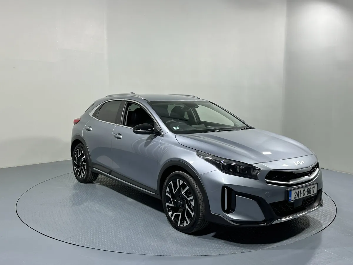 Kia XCeed 1.6 PHEV 241 (2024) - Image 1