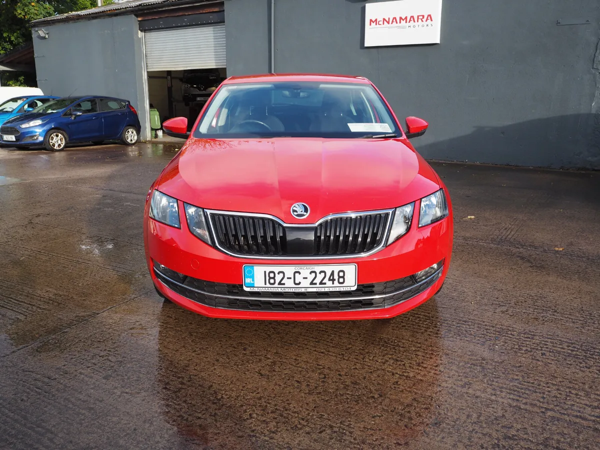 Skoda Octavia Style Huge Spec Only 83,000Km! - Image 4