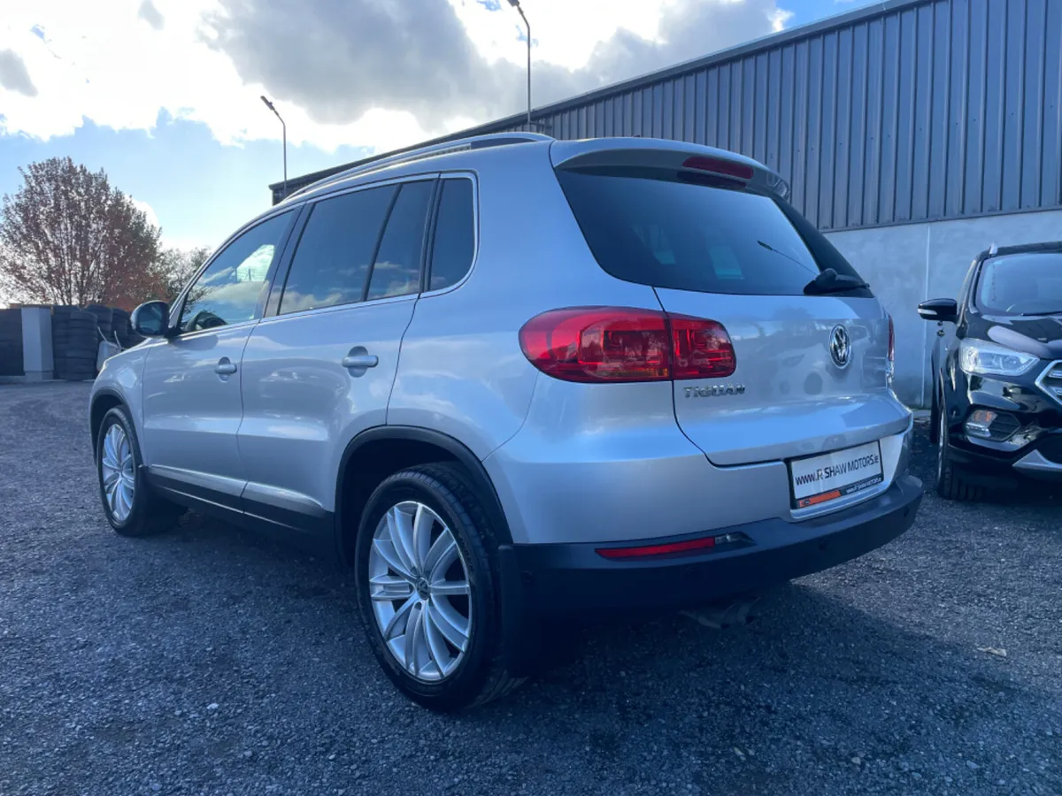 Volkswagen Tiguan - Image 2