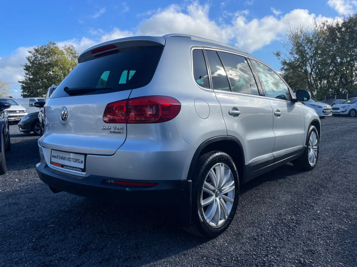 Volkswagen Tiguan - Image 4