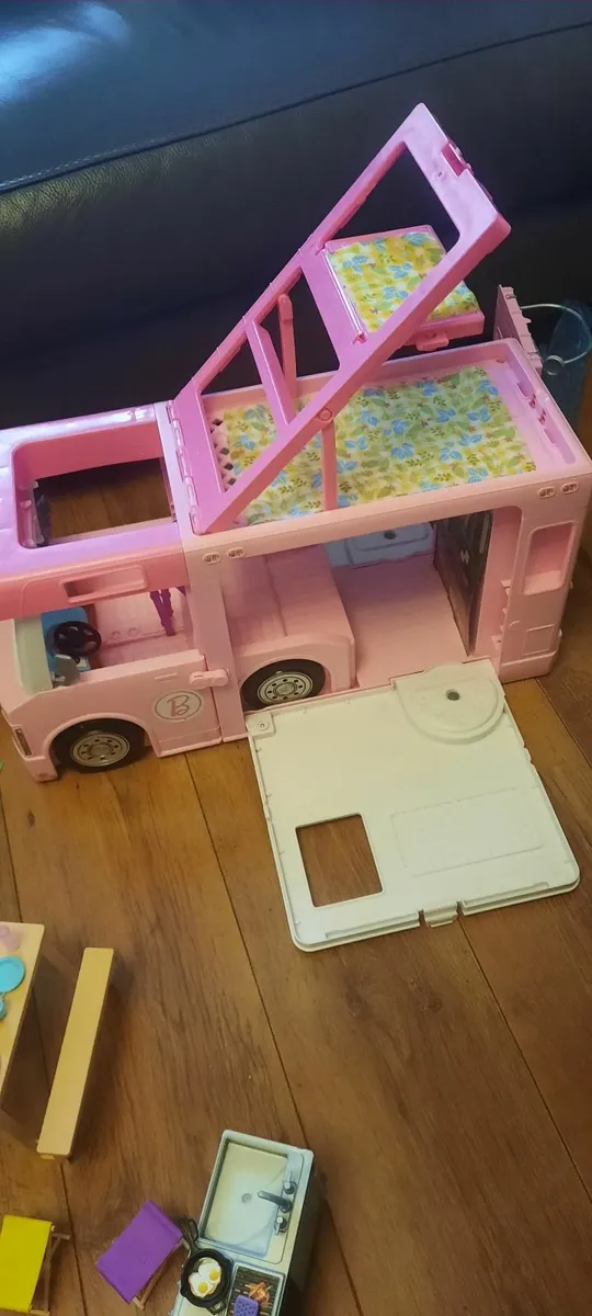 Barbie 3-in-1 Dream Camper - Image 2