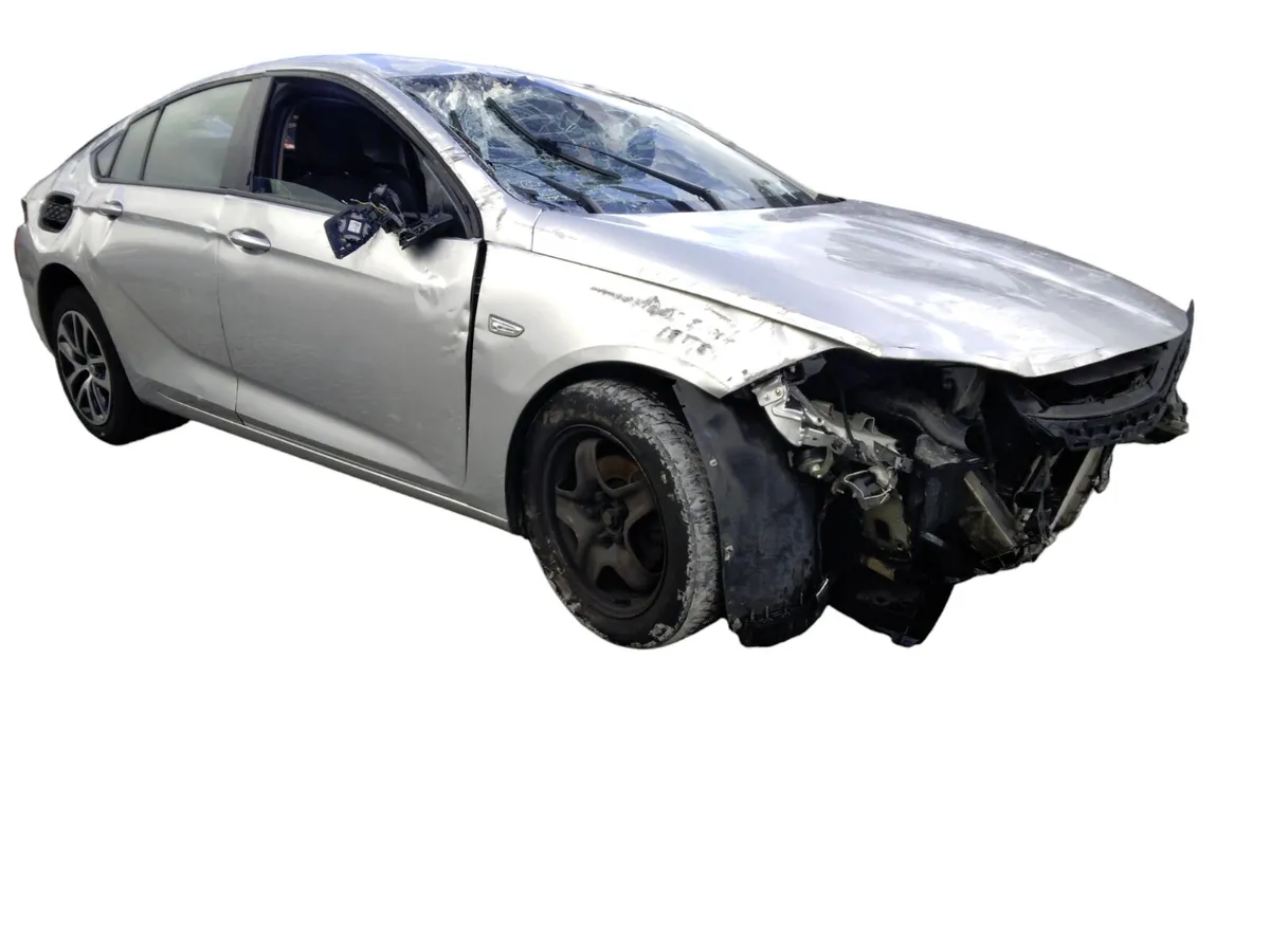 2018 OPEL INSIGNIA For Breaking/Dismantling - Image 1