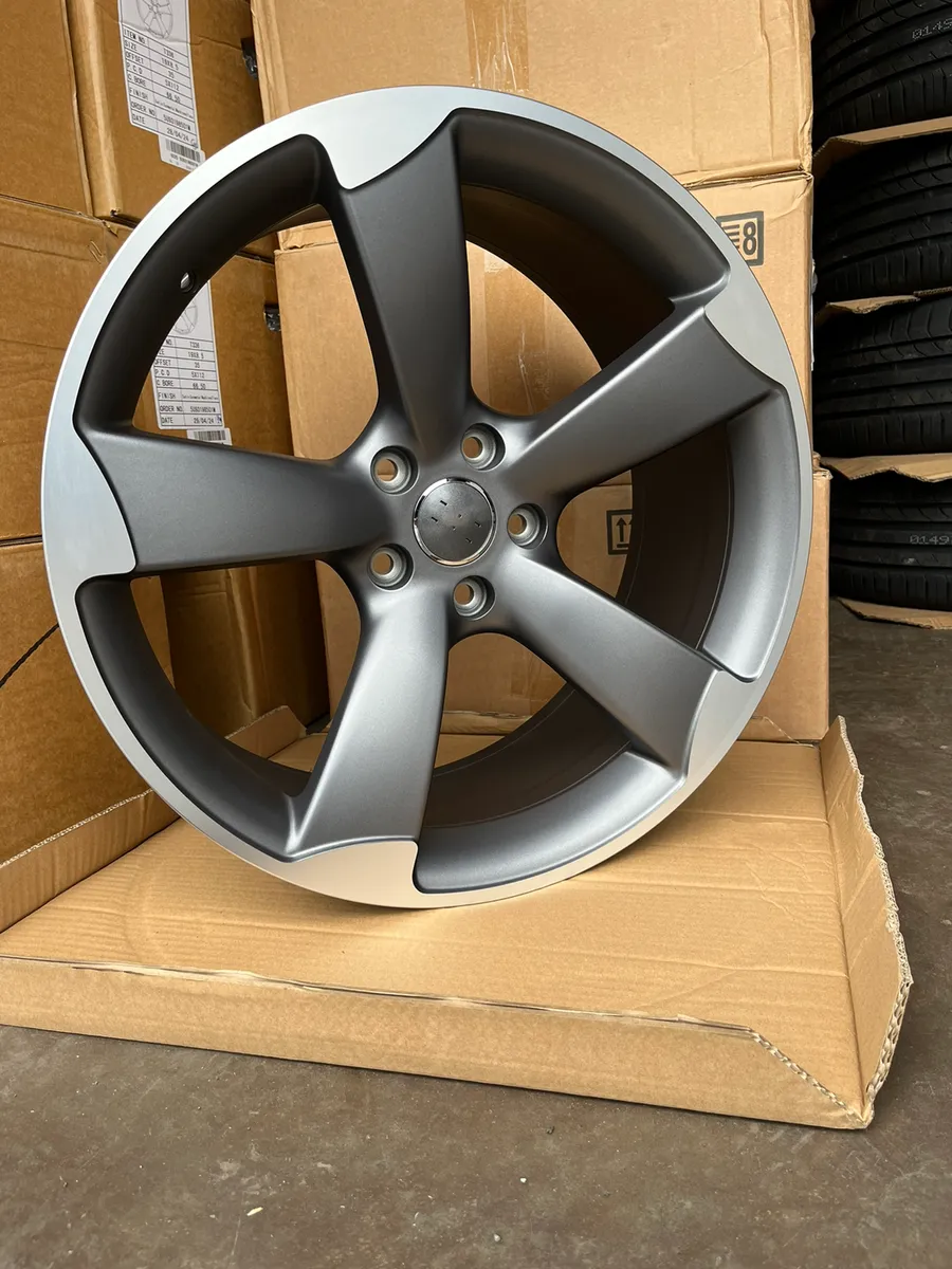 19inch deep concave TTRS style alloys - Image 1