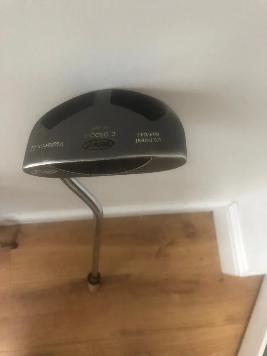 Yes putter