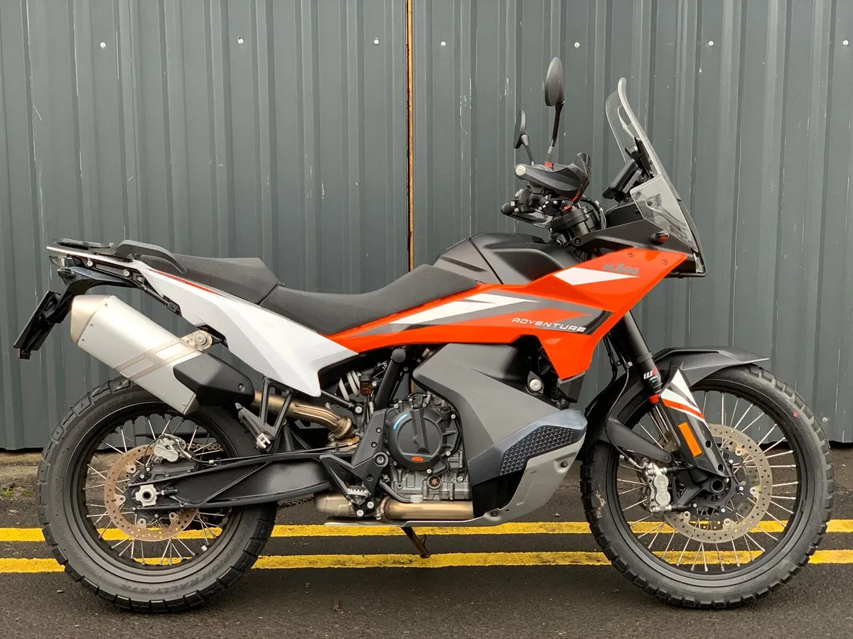 Ex-Demo 2023 KTM Adventure 890 - Image 1