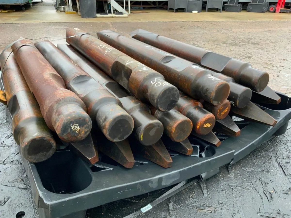 13 TON BREAKER / HAMMER CHISELS.....95mm....912 - Image 4