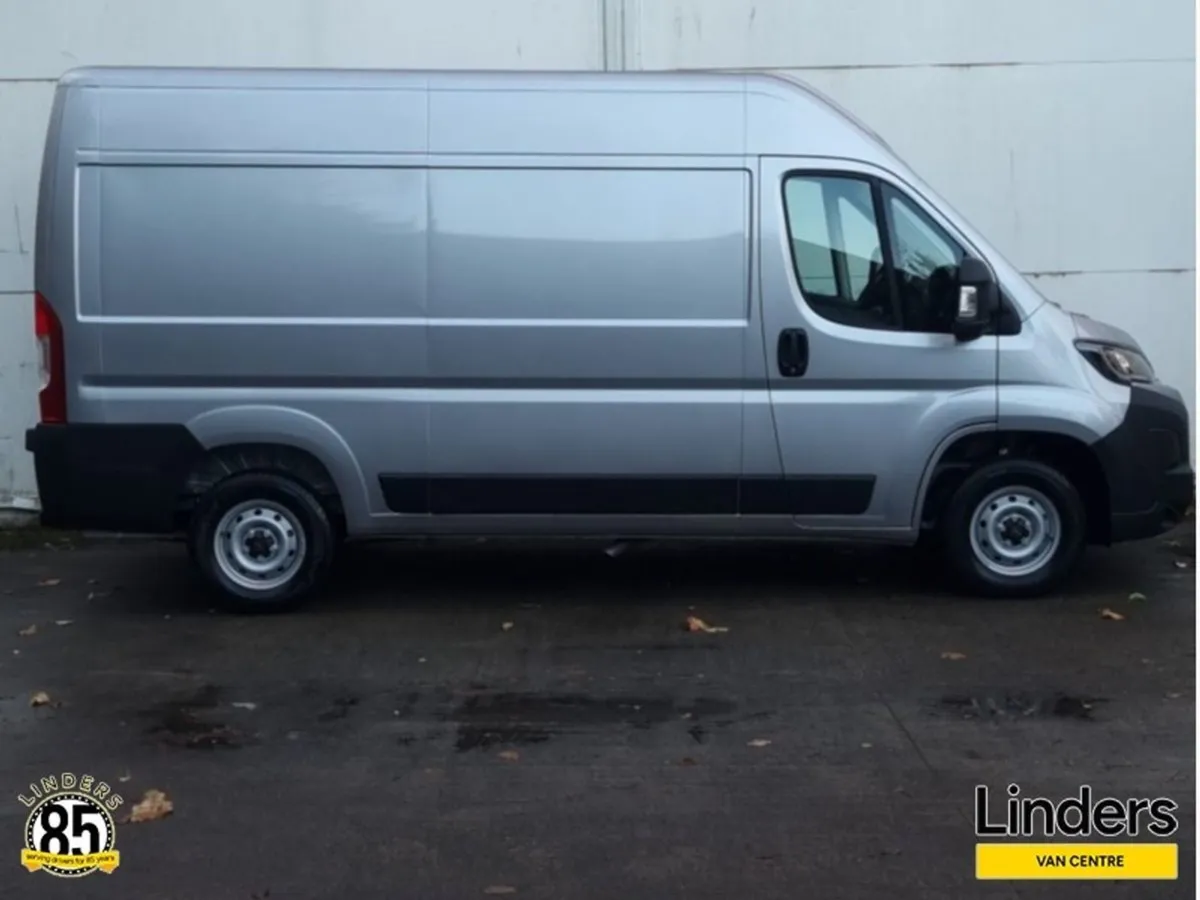 Opel Movano L2h2 2025 5 Year Warranty - Image 3