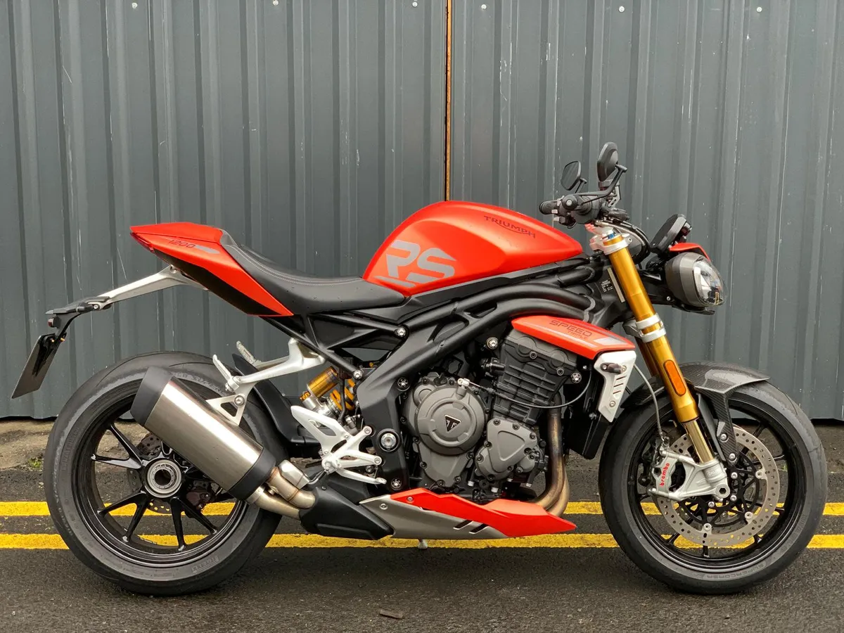 Ex-Demo 2023 Speed Triple 1200 RS - Image 1