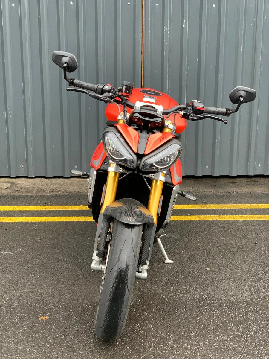 Ex-Demo 2023 Speed Triple 1200 RS - Image 4