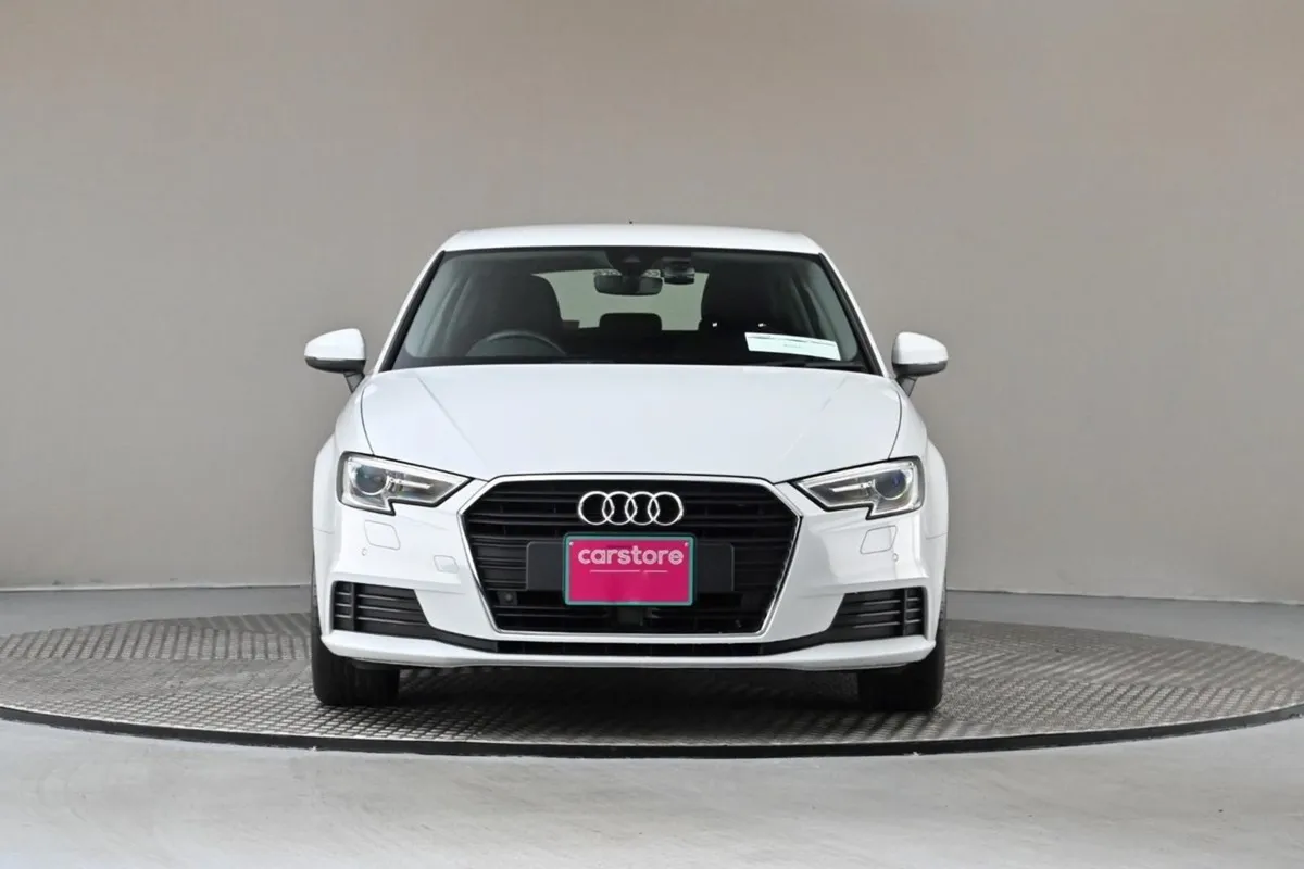 Audi A3 1.4 Tfsi S -tronic 5dr digital Dash rever - Image 2
