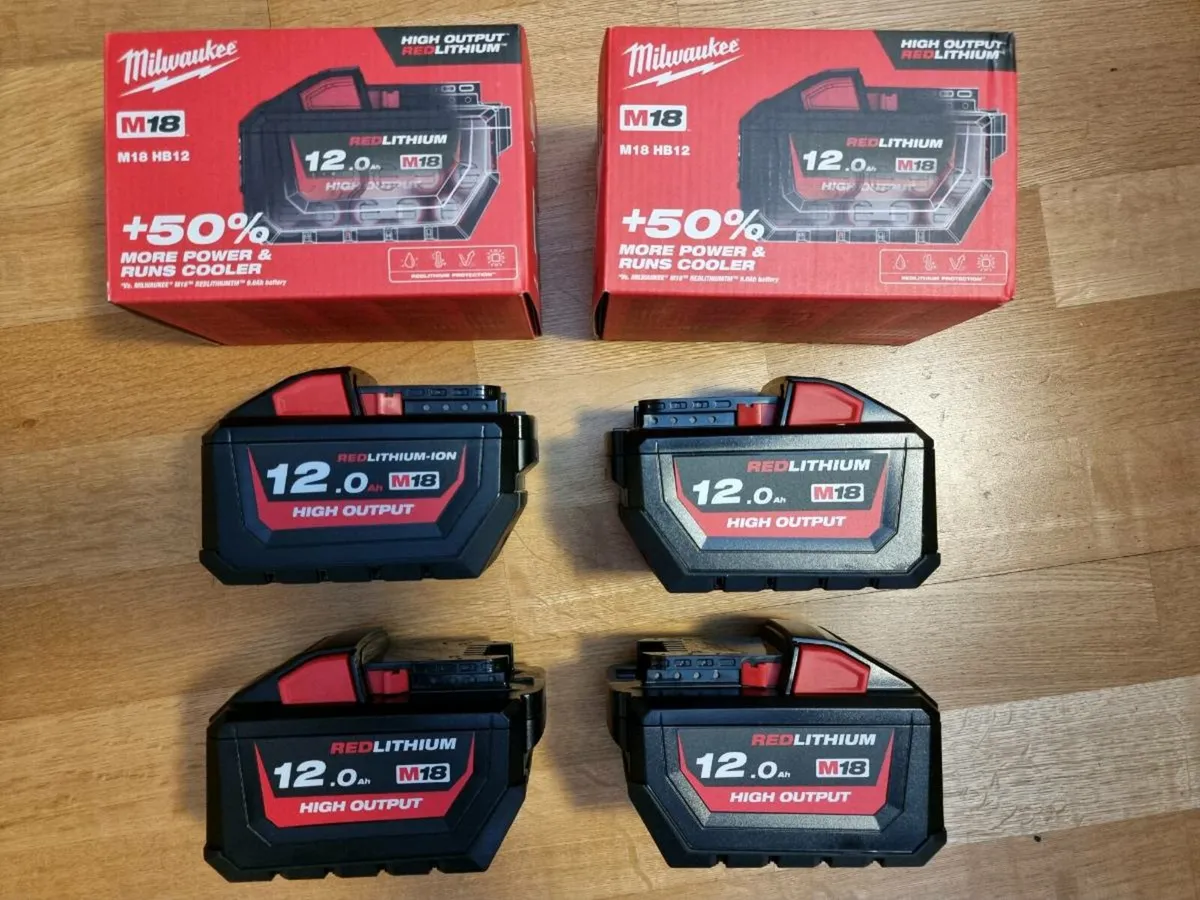 M18 12.0 battery sale hotsell