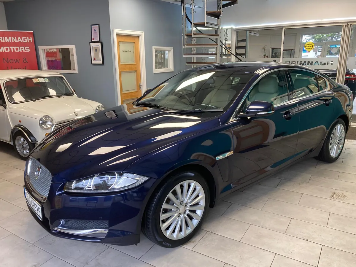 Jaguar XF 2.2 Luxury - Image 1