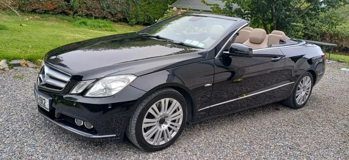 Mercedes-Benz e250 Convertible 200 bhp - Image 3