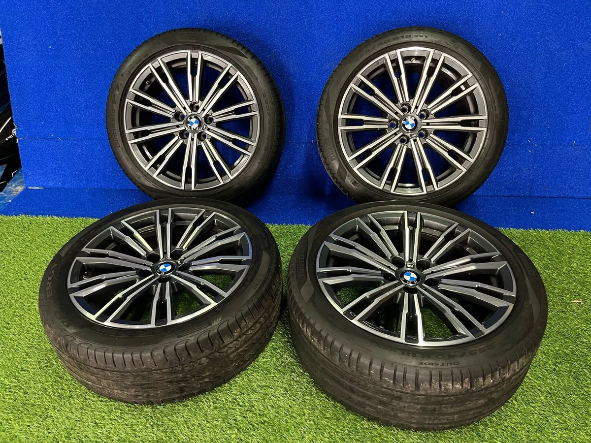 18” BMW m3 2021 genuine alloy wheels - Image 1