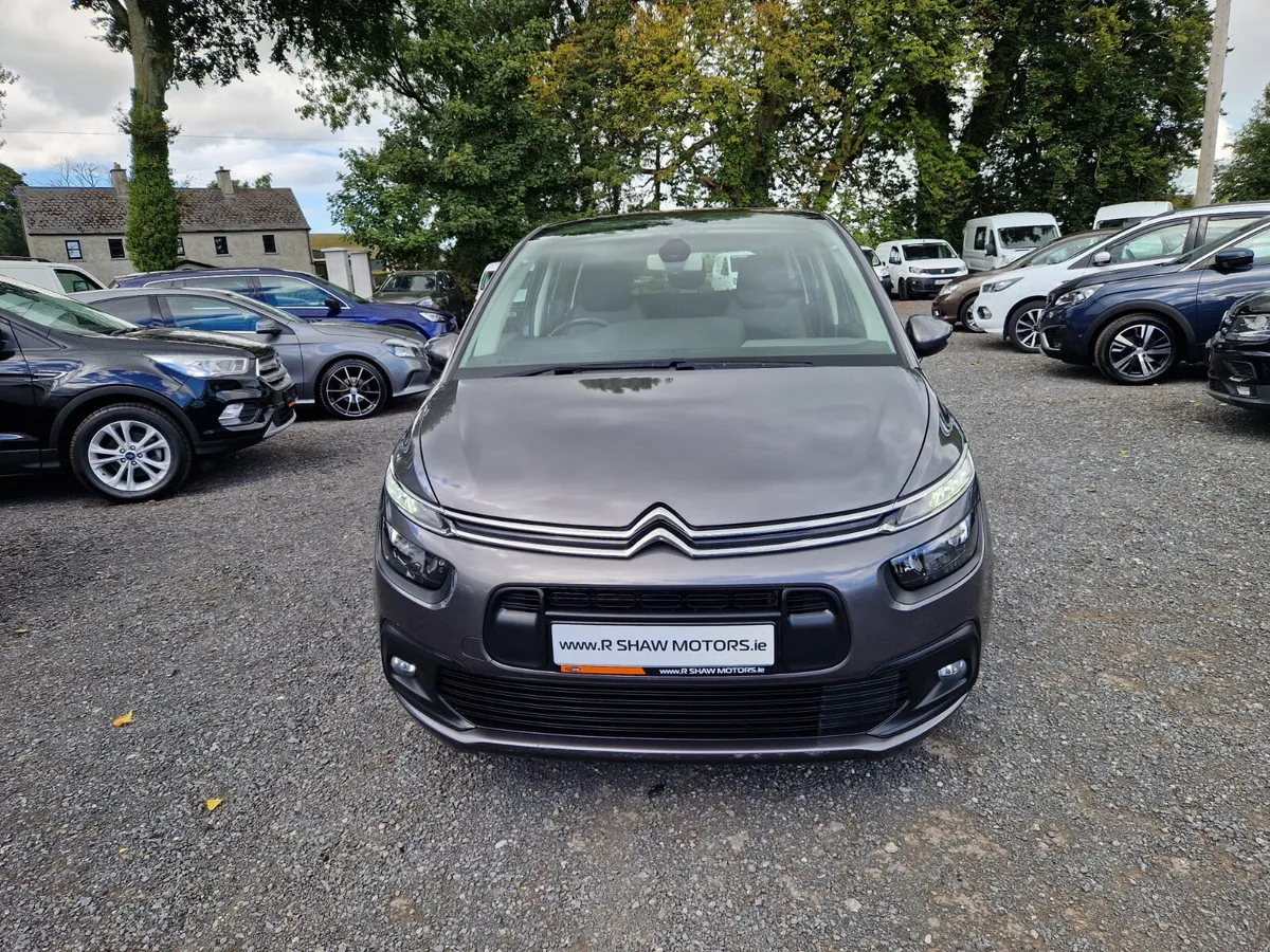 Citroen C4 7 Seater - Image 3