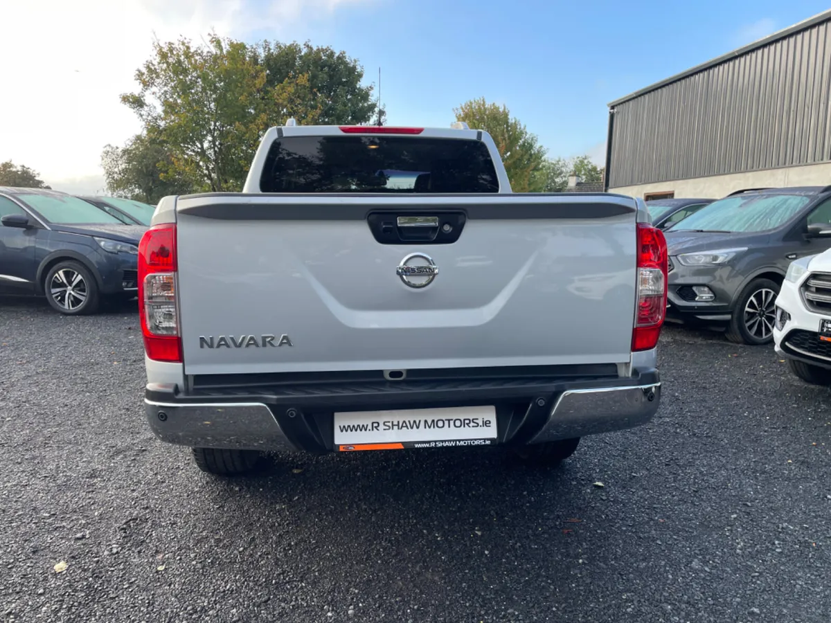 Nissan Navara - Image 3