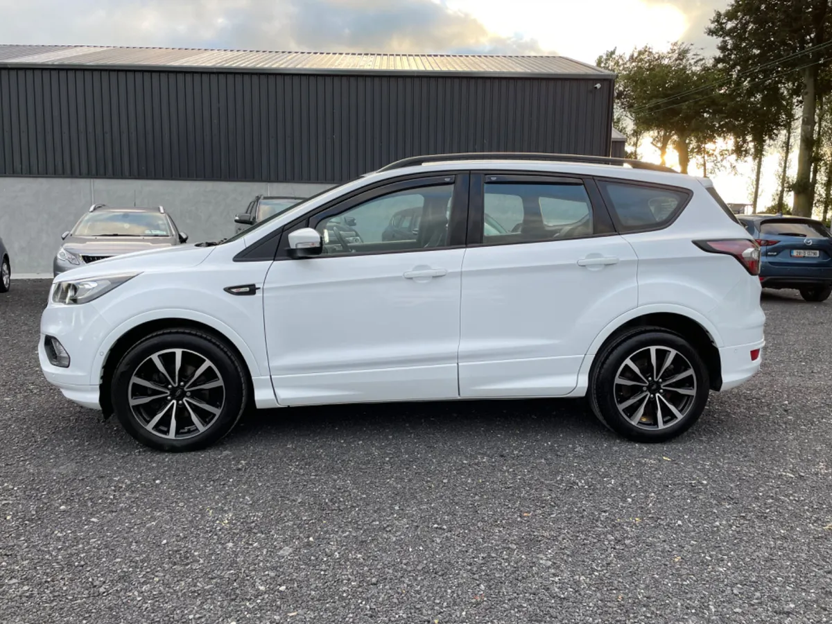 Ford Kuga - Image 2