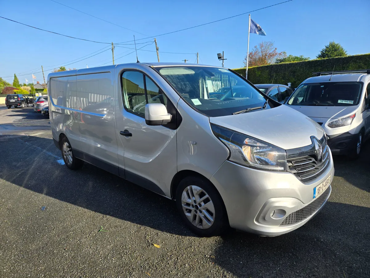 Renault Trafic 2018 Sport LWB Alloys - Image 1