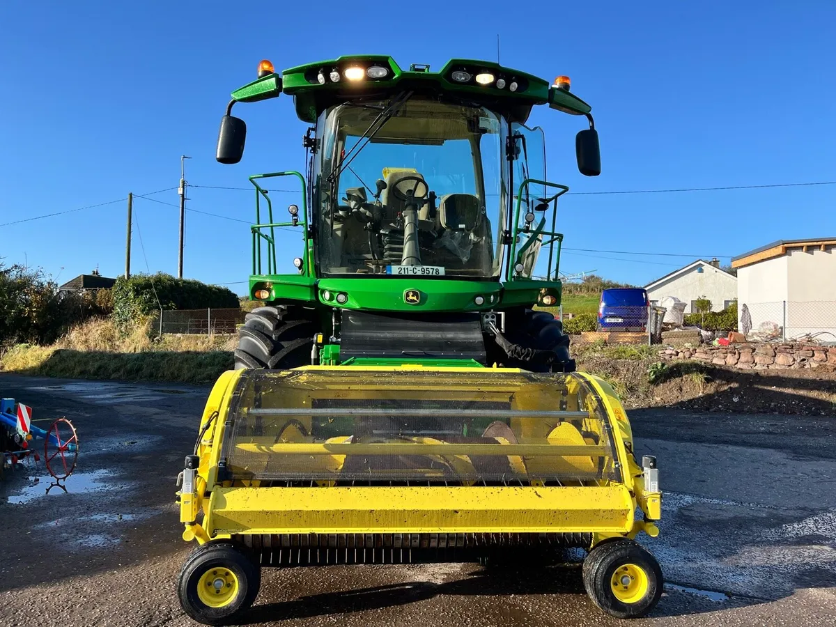 John Deere 9600 harvester - Image 2