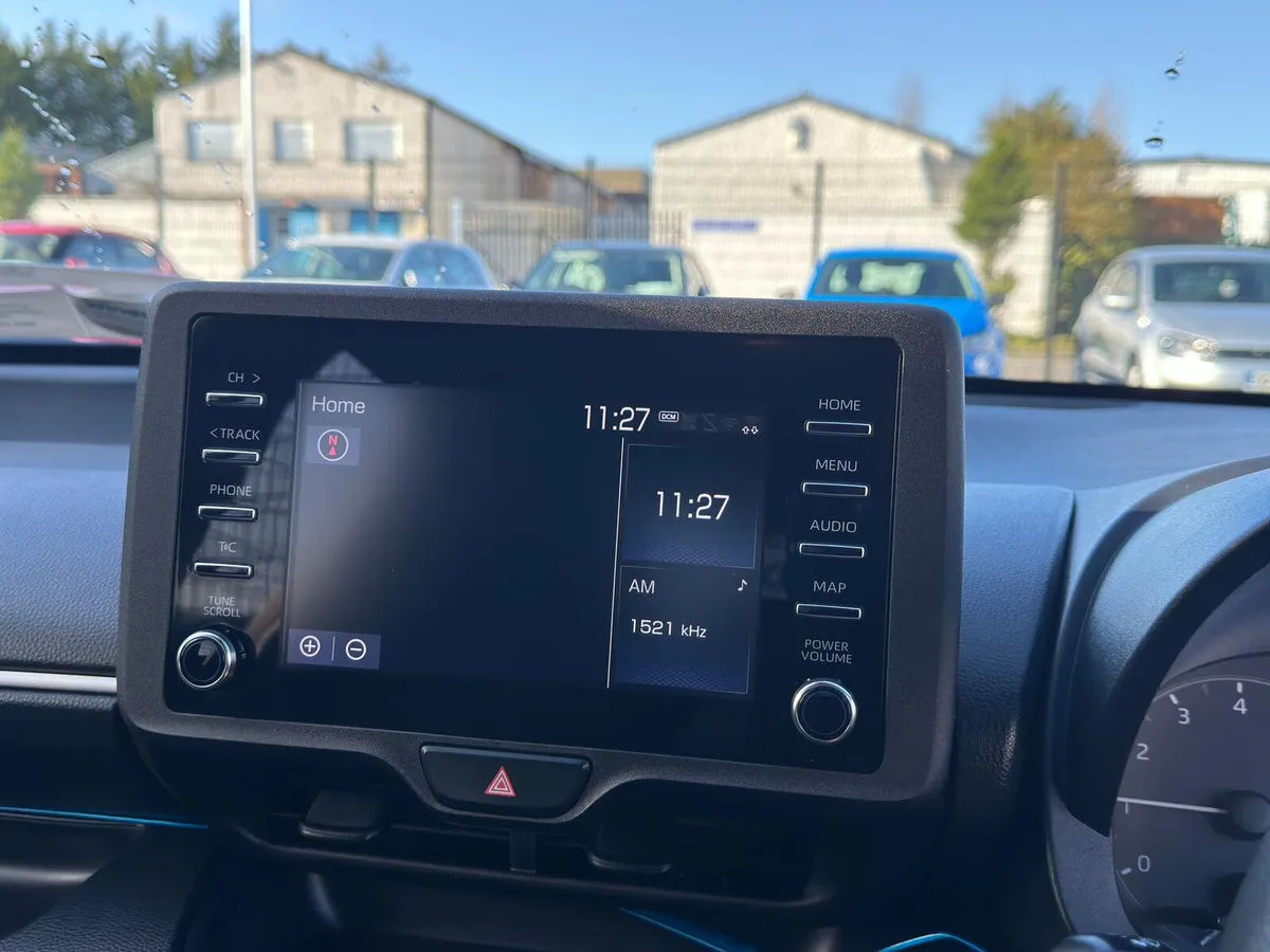 Toyota Yaris - Image 7